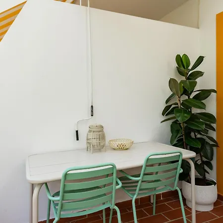 1 Bedroom With Pool Access * Albufeira