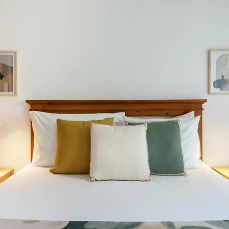 1 Bedroom With Pool Access * Albufeira
