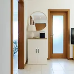 Apartman 1 Bedroom With Pool Access *